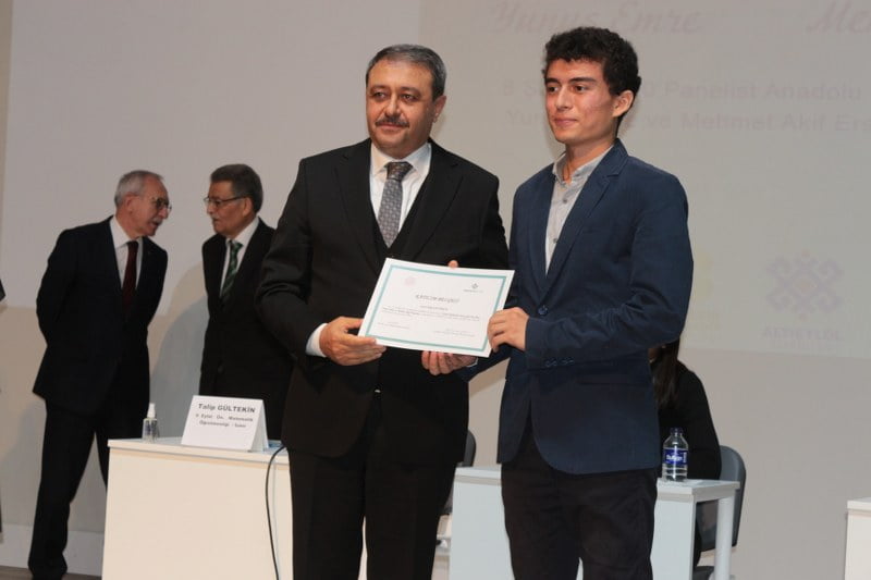 Balıkesir'de Yunus Emre ve Mehmet Akif Ersoy anıldı