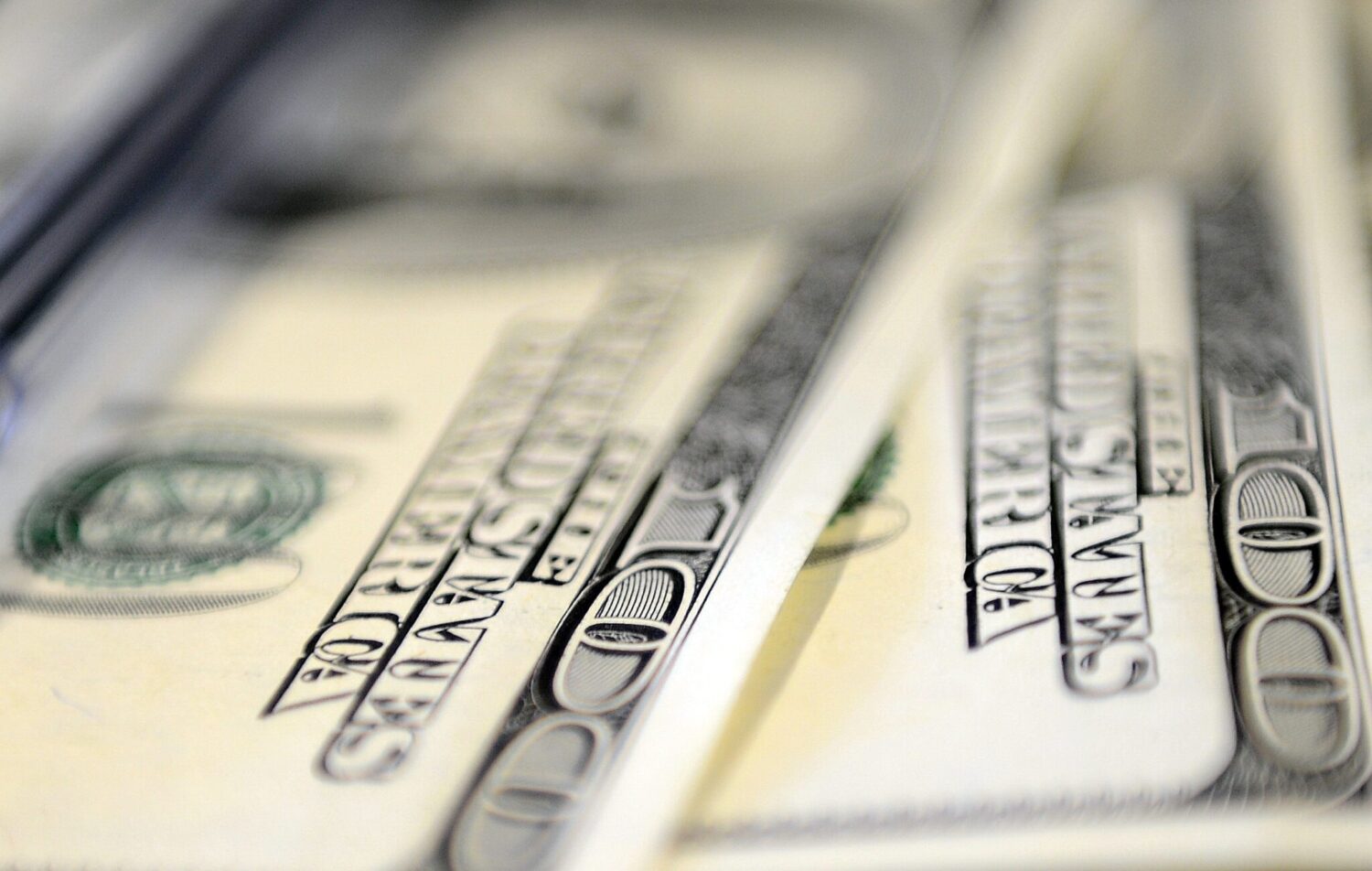 CARİ SERBEST PİYASADA DÖVİZ FİYATLARI DOLAR 19,10 SEVİYESİNDE