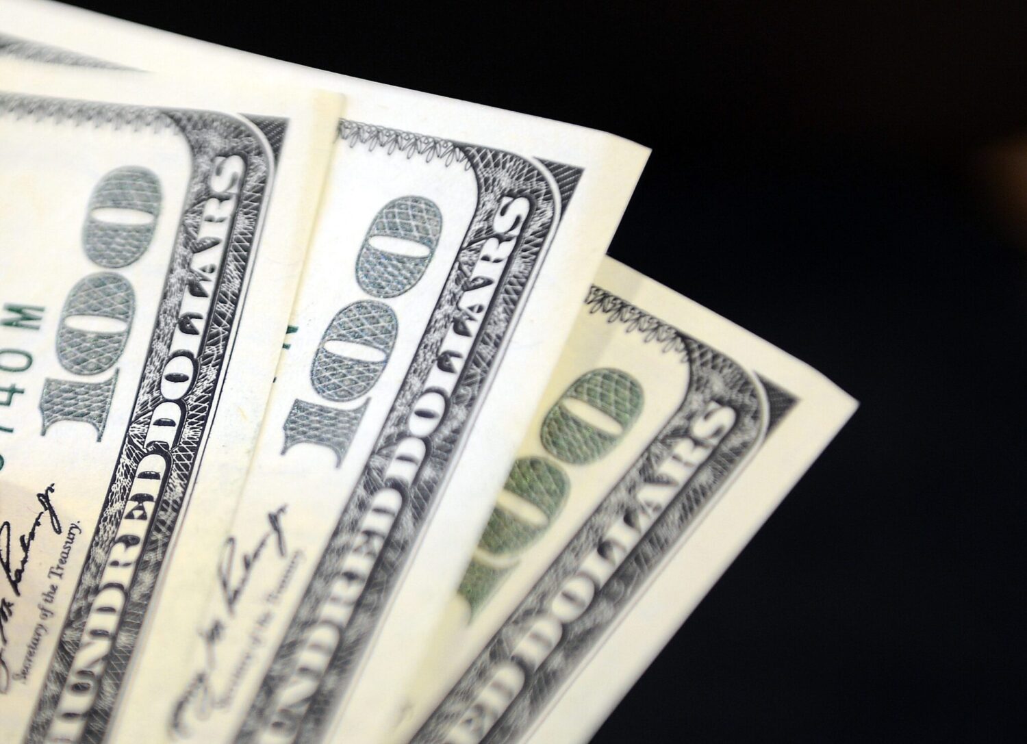 SERBEST PİYASADA DÖVİZ FİYATLARI DOLAR 19,15 SEVİYESİNDE