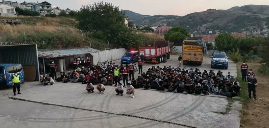 157 kaçak göçmen yakalandı
