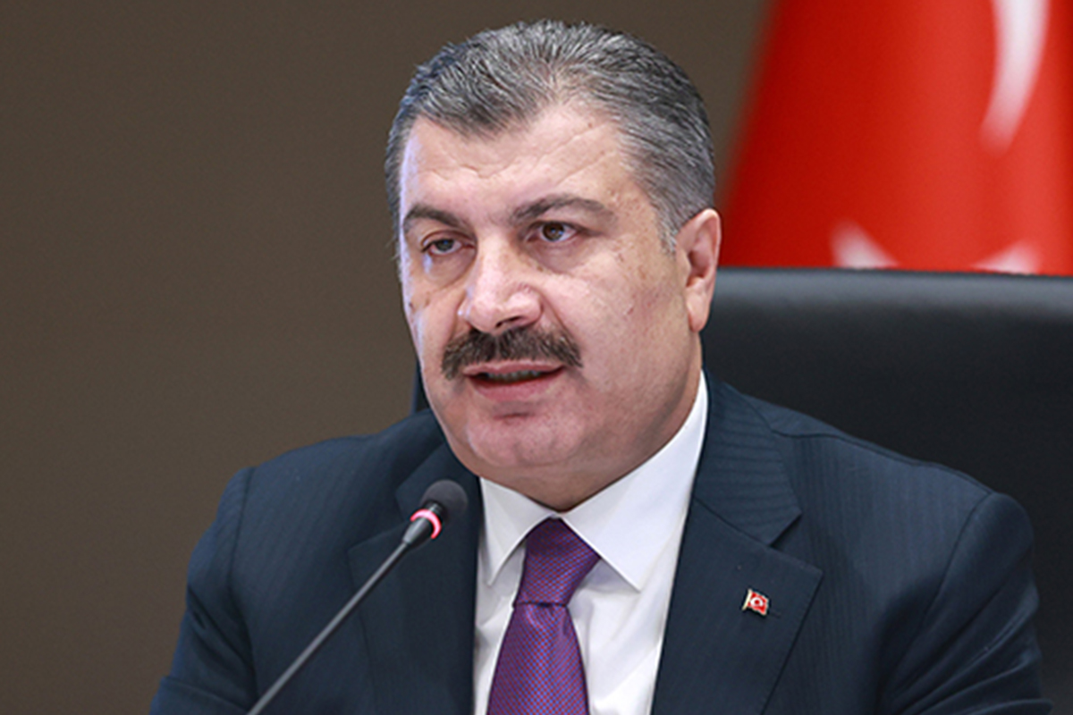 Sağlık Bakanı Fahrettin Koca, Cumhurbaşkanı Recep Tayyip Erdoğan'ın sağlık durumunun gayet iyi olduğunu ve en kısa sürede programlarına devam edeceğini ifade etti.