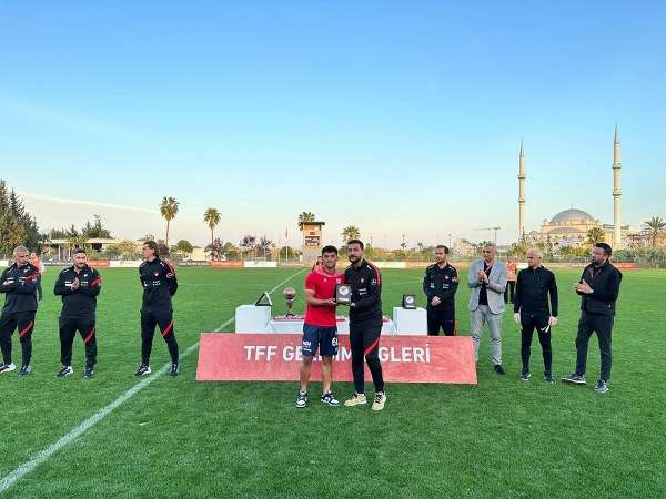 Engincan Duman "Gol Kralı" oldu
