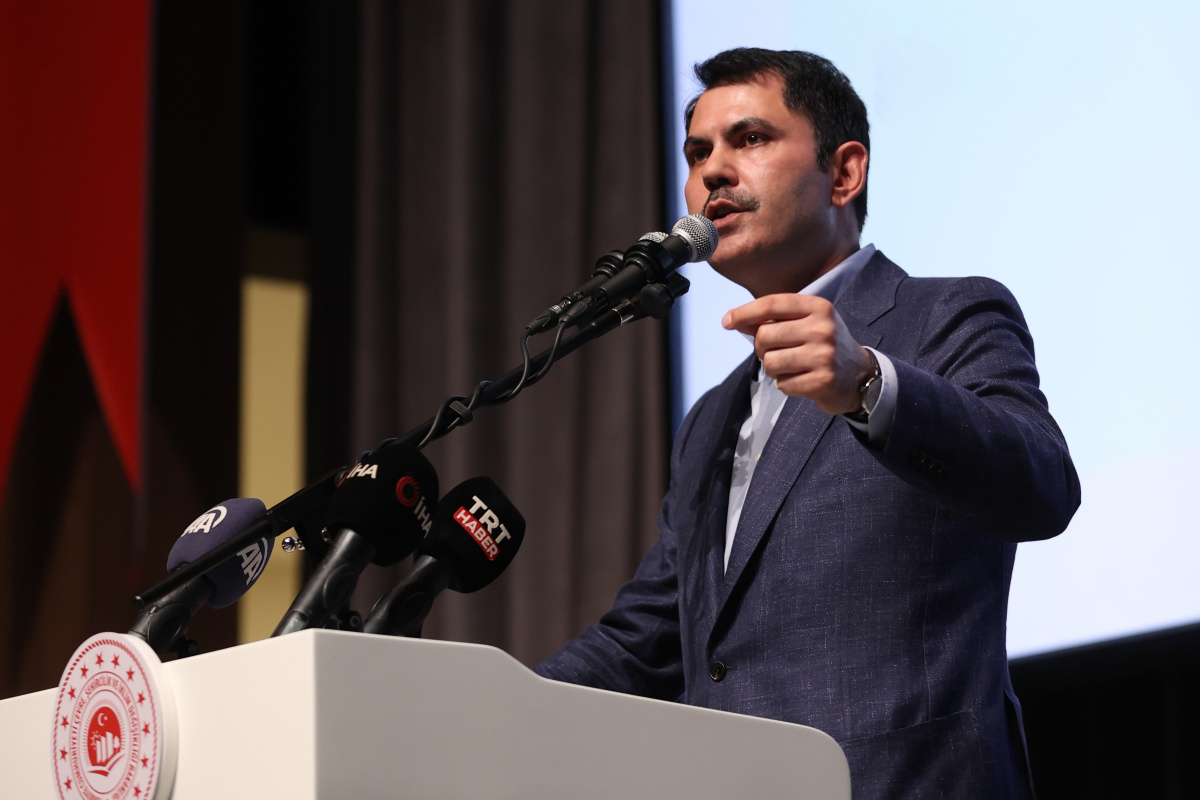 Çevre, Şehircilik ve İklim Değişikliği Bakanı Murat Kurum, “Yarısı Bizden” kampanyası ile ilgili resmi sosyal medya hesabından açıklamada bulundu.