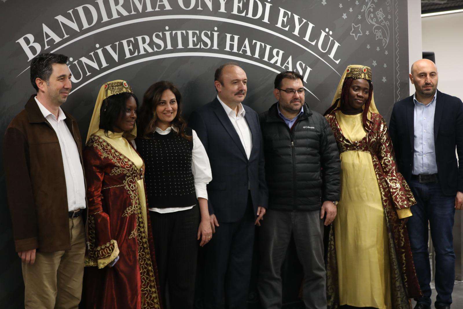 geleneksel uluslararası öğrenci iftarı