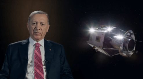 Türkiye’nin görüntüleme uydusu İMECE bugün saat 09.47’de başarıyla fırlatıldı. Cumhurbaşkanı Recep Tayyip Erdoğan İMECE yer gözlem uydusu uzaya fırlatılma törenine gönderdiği video mesajda Milli Uzay Programı hakkında açıklamalarda bulundu. 