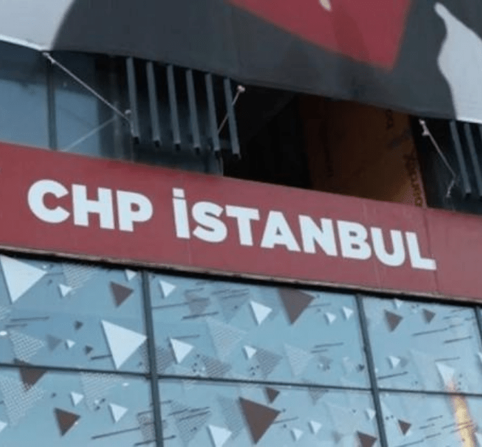 CHP İstanbul İl Başkanlığı Binası'na saldırı iddiasına ilişkin 3 şüpheli adli kontrol şartıyla serbest bırakıldı