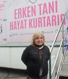 Kanser Erken Teşhis Tarama ve Eğitim Merkezi mobil aracı 15 gün boyunca Bandırma’ya ücretsiz hizmet sunacak. Doktor Jale Diker Algış, “Erken teşhis hayat kurtarır. Bu testler gerçekten çok önemli.” dedi. 