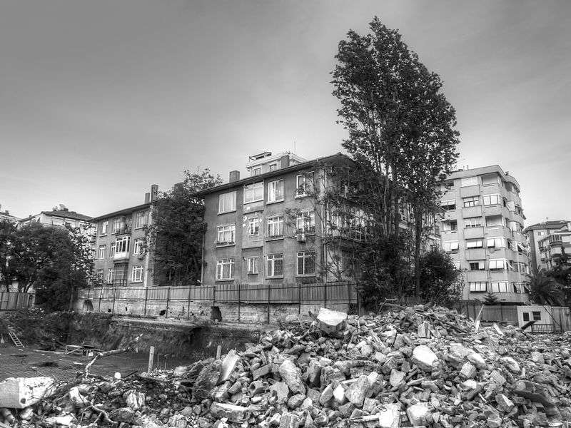 Cumhurbaşkanlığı tarafından "6306 Sayılı Kanun Kapsamında Hak Sahiplerince Bankalardan Kullanılacak Kredilere Sağlanacak Faiz Desteğine İlişkin Kararda Değişiklik Yapılmasına Dair Karar" Resmi Gazete'de yayımlandı.