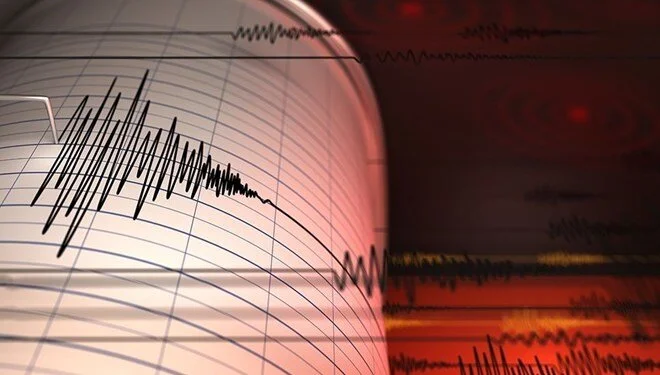 Van'ın Çaldıran ilçesinde saat 07.07'de 4 büyüklüğünde deprem meydanda geldi.