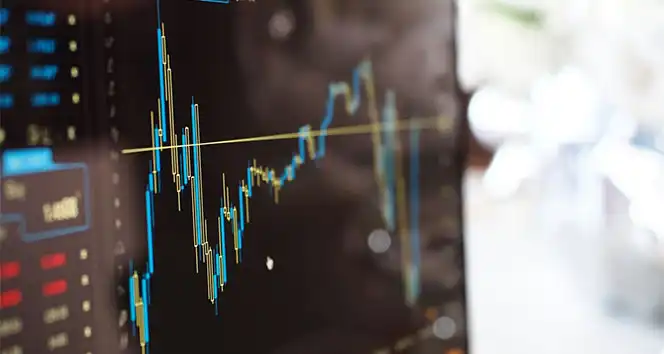 Seçim stresinin piyasalar üzerindeki etkisi azaldı. Borsa yeni haftaya yükselişle başlarken, dövizde ise sınırlı hareketler gözleniyor.