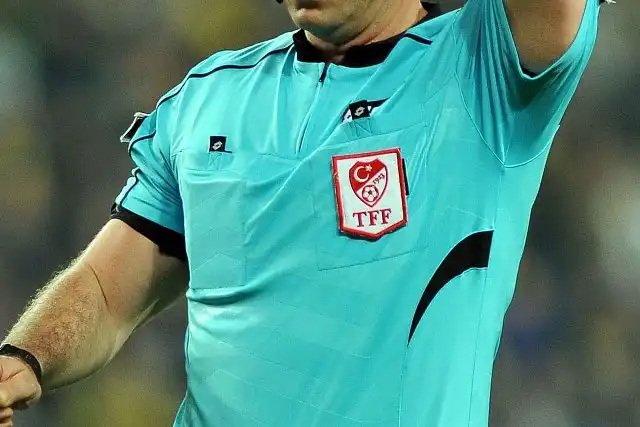Spor Toto Süper Lig’in 36. haftasında oynanacak maçlarda görevlendirilen hakemler belli oldu.