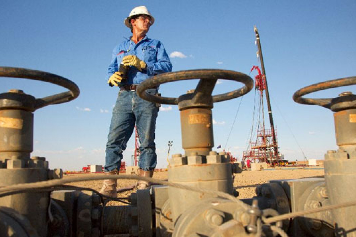 Rus petrol ve doğal gaz şirketi Gazprom tarafından devralınacağı söylenen Boru Hatları ile Petrol Taşıma A.Ş Genel Müdürlüğü (BOTAŞ), açıklama yaparak iddiaları yalanladı.