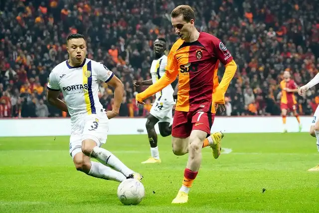 Galatasaray, yarın Spor Toto Süper Lig'de MKE Ankaragücü ile deplasmanda 102. kez karşı karşıya gelecek. Sarı-kırmızılılar, bu mücadeleden galibiyetle ayrılmaları halinde şampiyonluğu garantileyecek.