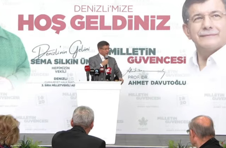 Ahmet Davutoğlu