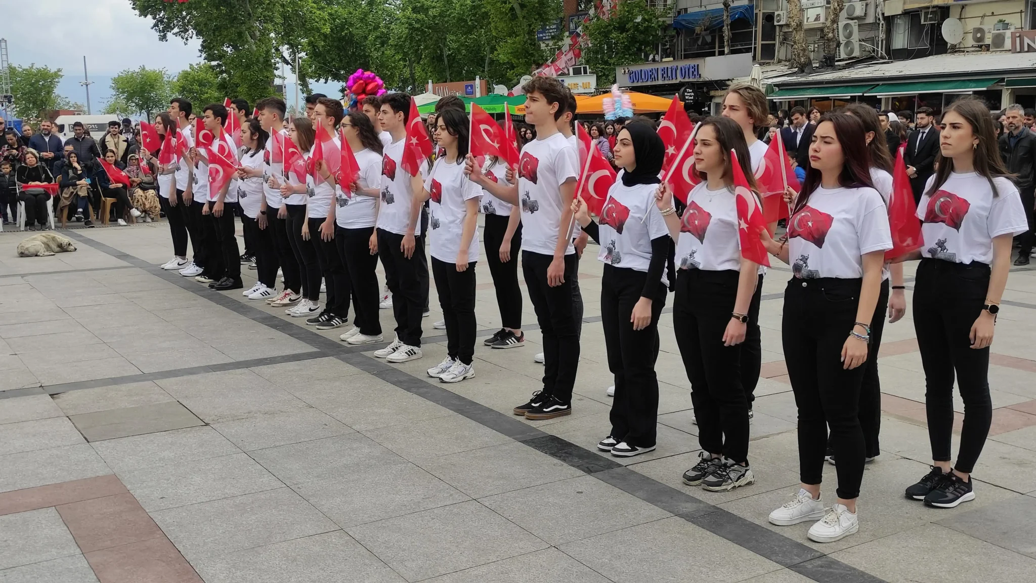 Bandırma’da 19 Mayıs Atatürk’ü Anma Gençlik ve Spor Bayramı’nın coşkuyla kutlandı.