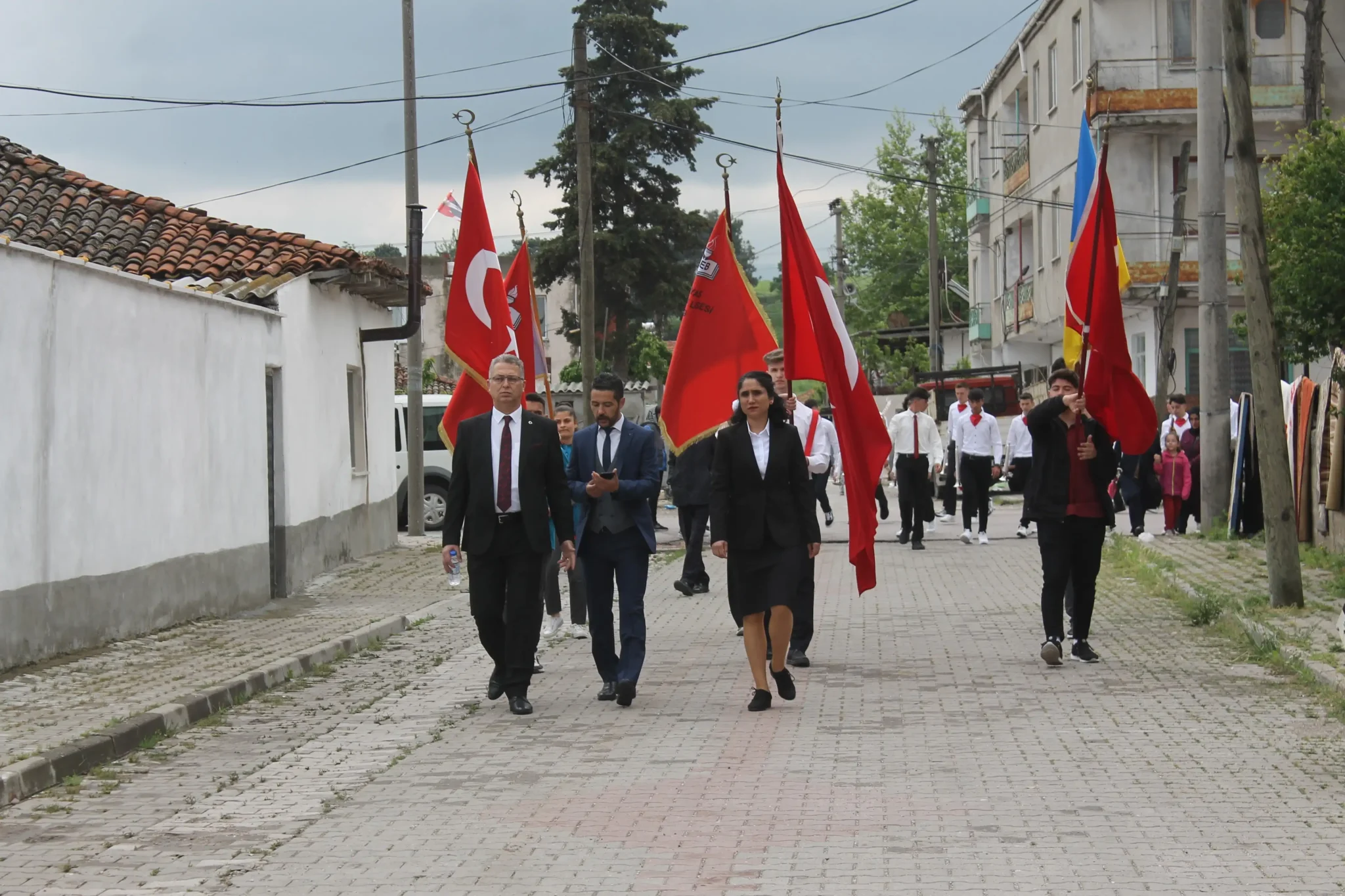 19 Mayıs Atatürk'ü Anma Gençlik ve Spor Bayramı tüm yurtta olduğu gibi Manyas ilçesinde de kutlandı.