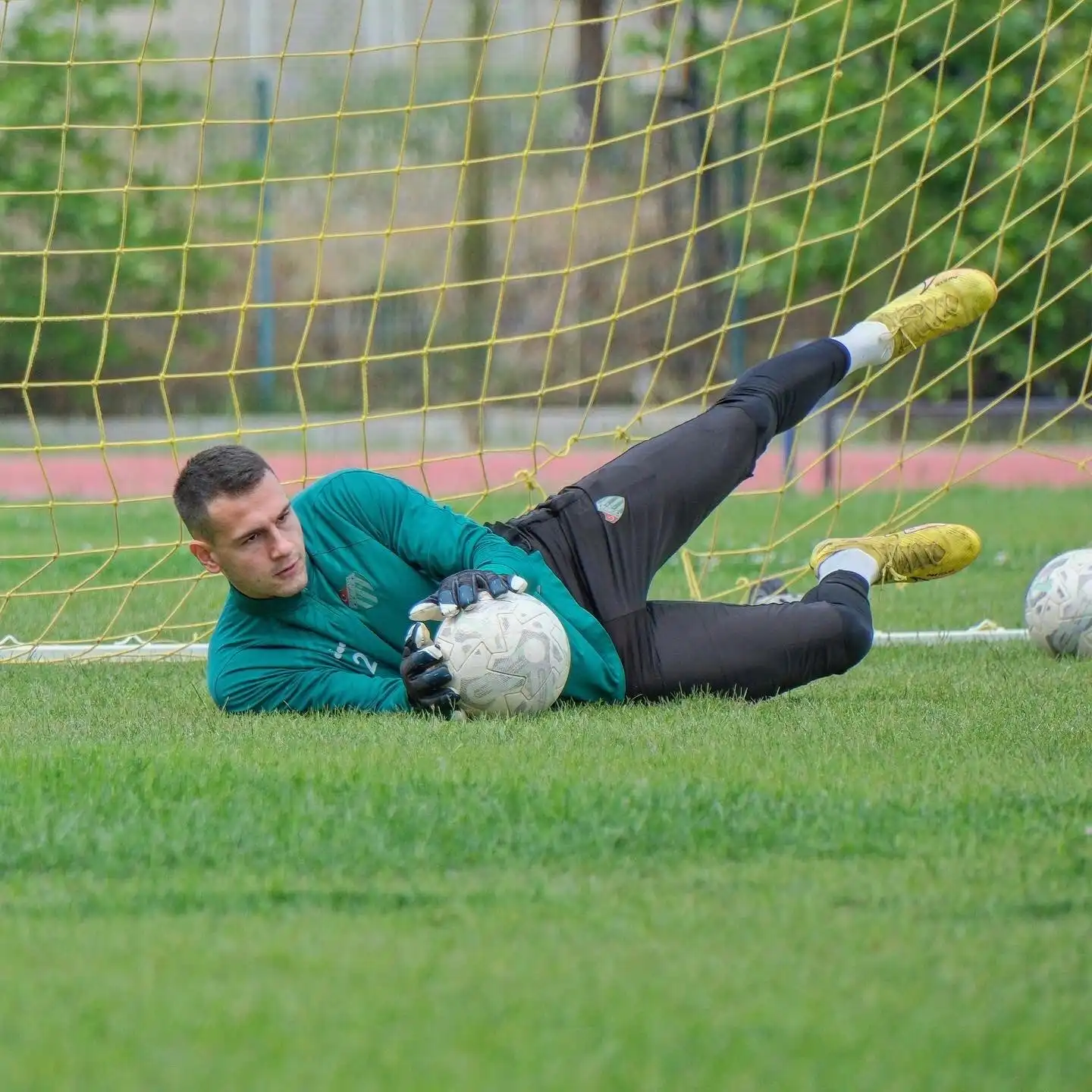 Bursaspor yarın saat 15.00’te karşı karşıya geleceği Nazilli Belediyespor maçı hazırlıklarının son çalışmasını Aydın’da gerçekleştirdi.