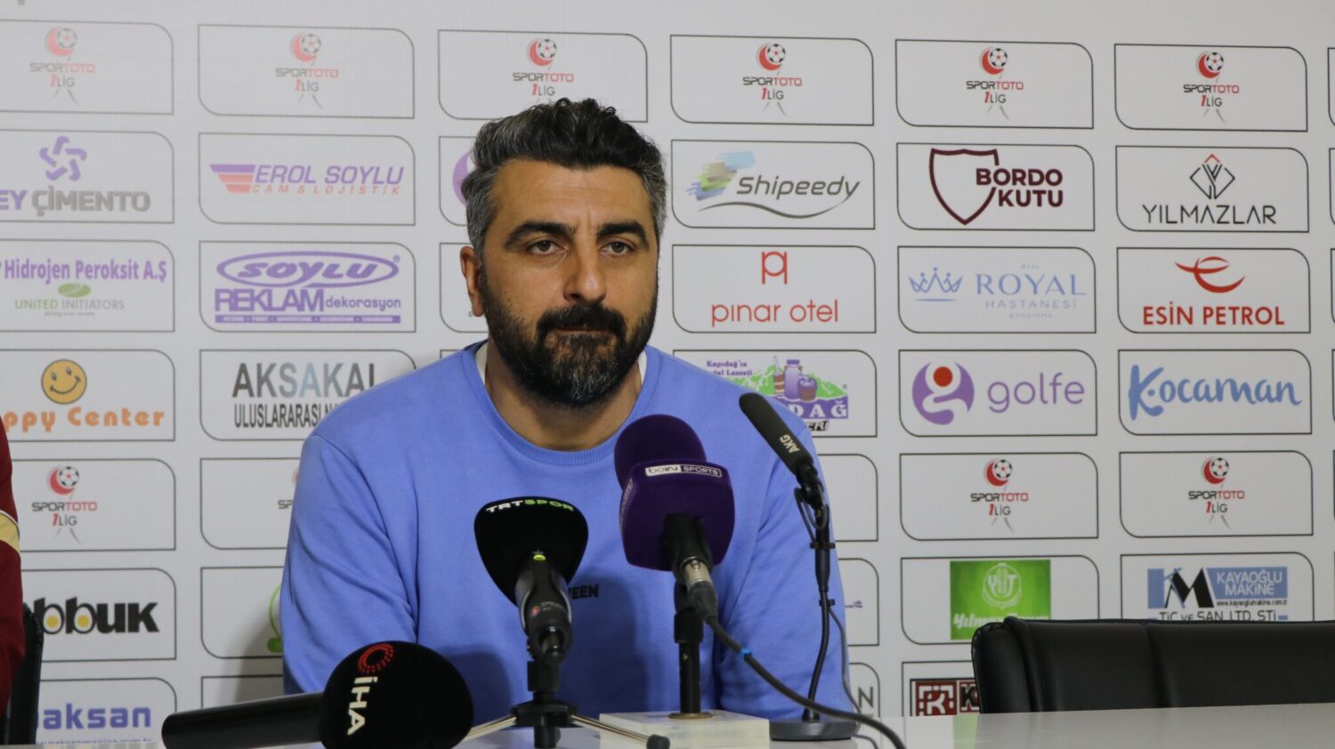 Bandırmaspor, sahasında Gençlerbirliği ile 1-1 berabere kaldı. Maçın ardından iki takımın teknik direktörleri açıklamalarda bulundu.