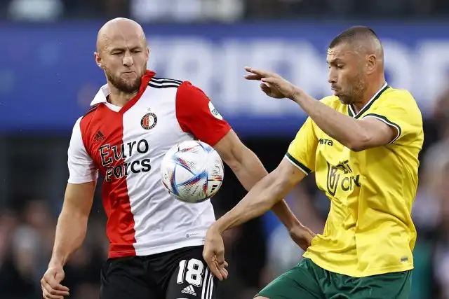 Hollanda kulübü Fortuna Sittard'da top koşturan eski milli futbolcu Burak Yılmaz sezon sonunda ayrılacağını açıkladı.