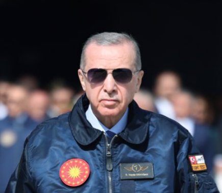 Recep Tayyip Erdoğan yıllardır kullandığı profil resmini değiştirdi ve kısa süre içinde beğeni yağdı.