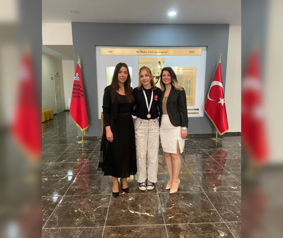 Dans tutkunu Bandırmalı genç Zeynep Nehir Kafalı, ferdi olarak katıldığı Modern Dans Türkiye Şampiyonasında 7’nci oldu.