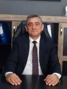 Millet İttifakı CHP İlçe Başkanı Ümit Bekir Barut ve İYİ Parti İlçe Başkanı Mehmet Güzel, seçim sonuçlarını değerlendirmek ve ikinci turda izlenecek seçim stratejisini belirlemek amacıyla çalışmaya devam edeceklerinin bilgisini verdi. Ayrıca İlçe Başkanları, Millet İttifakı olarak ülkenin bekası için daima çalışmaya devam edeceklerinin de vurguladı.
