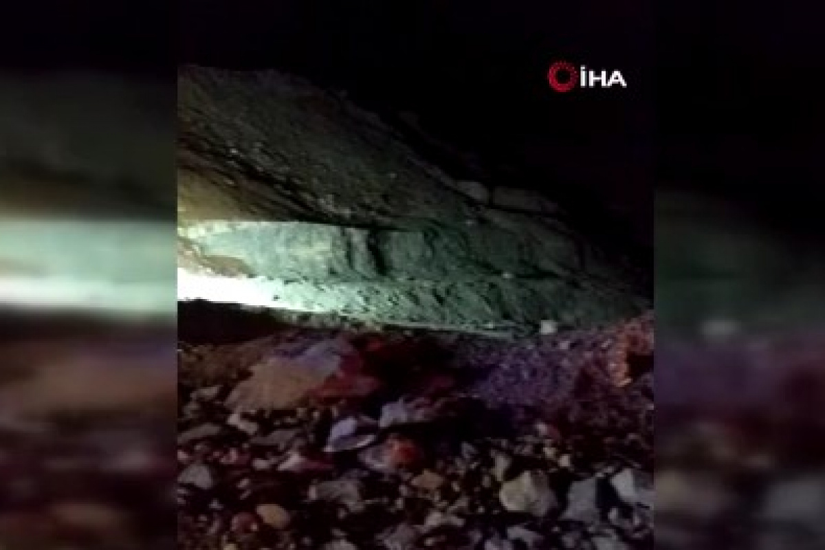 Manisa’nın Soma ilçesinde yer üstü maden ocağında meydana gelen göçük sonucunda 1 işçi hayatını kaybetti ve 3 işçi yaralandı.