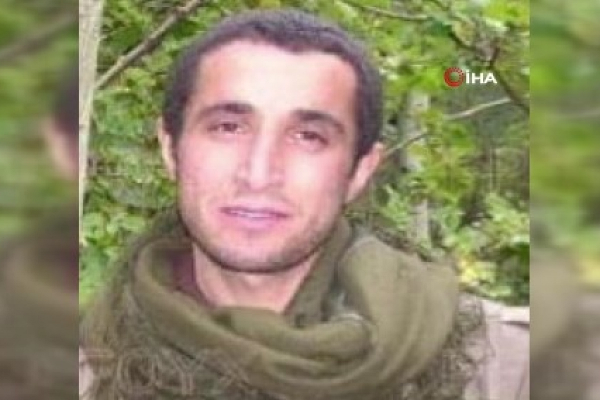 Kırmızı bültenle aranan PKK/KCK'nın sözde özel cephe sorumlusu Eyvaz Beyaz MİT'in başarılı operasyonu sonucunda etkisiz hale getirdi.