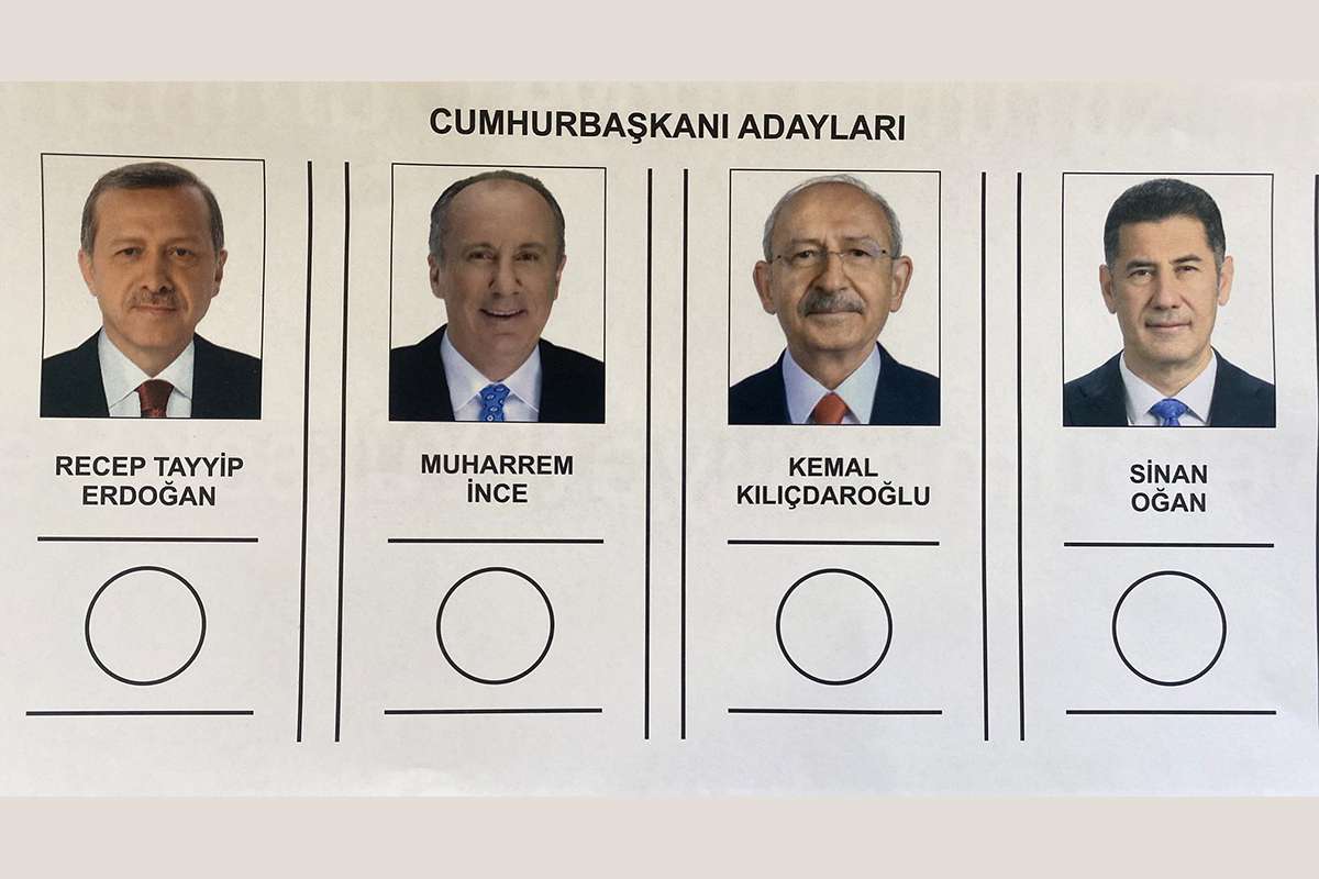 Ülke genelinde 60 milyondan fazla vatandaşımızın sandık başına gideceği güne dair en çok merak edilen sorulardan biri de; oy pusulası nasıl katlanır oldu.