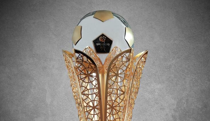 Futbolda şampiyonluk kupaları, 100. yıla özel yenilendi.