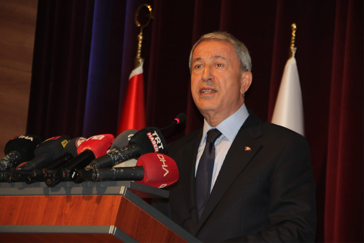 Milli Savunma Bakanı Hulusi Akar, Suriye’nin kuzeyinde 19 teröristin etkisiz hale getirildiğini açıkladı.
