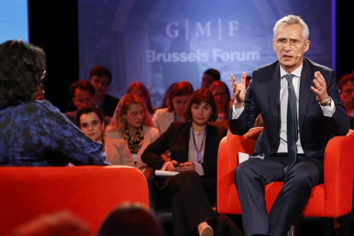NATO Genel Sekreteri Jens Stoltenberg, Brüksel'de katıldığı etkinlikte, Rusya ile savaş halindeyken Ukrayna'nın NATO üyeliğinin "gündemde olmadığını" belirtti.