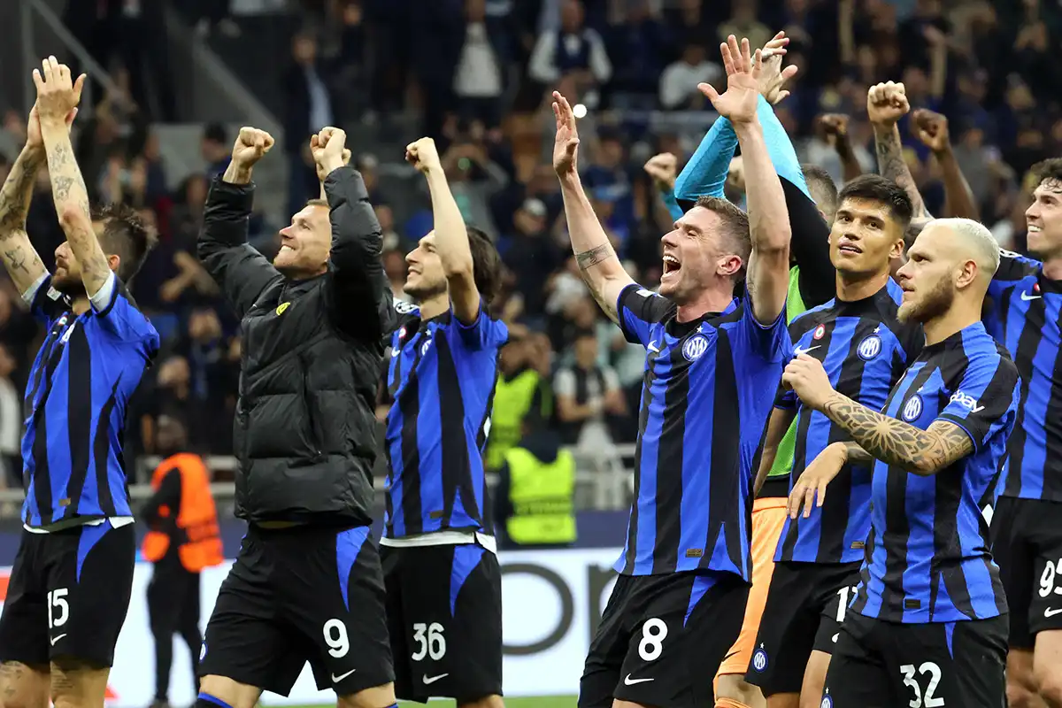 İstanbul Atatürk Olimpiyat Stadı'nda 10 Haziran tarihinde gerçekleşecek UEFA Şampiyonlar Ligi finalinde, İtalyan takımı Inter ile İngiliz temsilcisi Manchester City karşı karşıya gelecek.