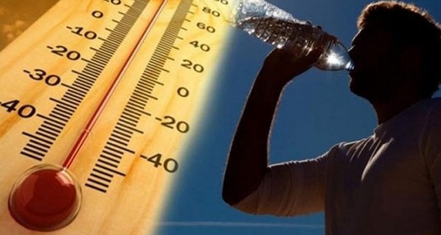 Sıcak hava dalgası Hindistan'da ölümlere yol açtı. Aşırı sıcaktan 98 kişinin hayatını kaybettiği bildirildi. bunaltıcı sıcak