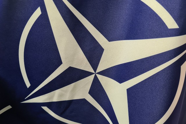 Macaristan parlamentosundan yapılan açıklamaya göre İsveç'in NATO üyeliğine onay oturumu sonbahara ertelendi.