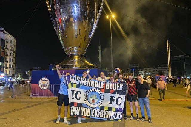 UEFA Şampiyonlar Ligi final maçında Inter'i mağlup eden Manchester City şampiyon oldu. Maç sonunda Taksim’de toplanan City taraftarları şampiyonluğu doyasıya kutladı.