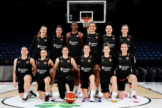 Yarın A Milli Kadın Basketbol Takımı, FIBA 2023 Avrupa Şampiyonası D Grubu'nun ilk maçında Sırbistan'a karşı mücadele edecek.