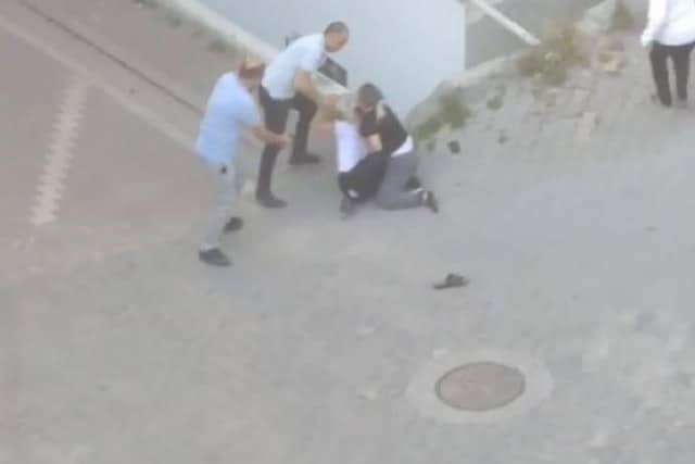 İstanbul’da kız arkadaşına şiddet uygularken yardım etmek için arayan giren kişilere de saldıran şahıs “Sizi mermi manyağı yapacağım" diyerek ateş etmeye başladı. Mermilerden birinin şahsı durdurmak  isteyen vatandaşa isabet etmesi sonucu bir kişi hayatını kaybetti. 