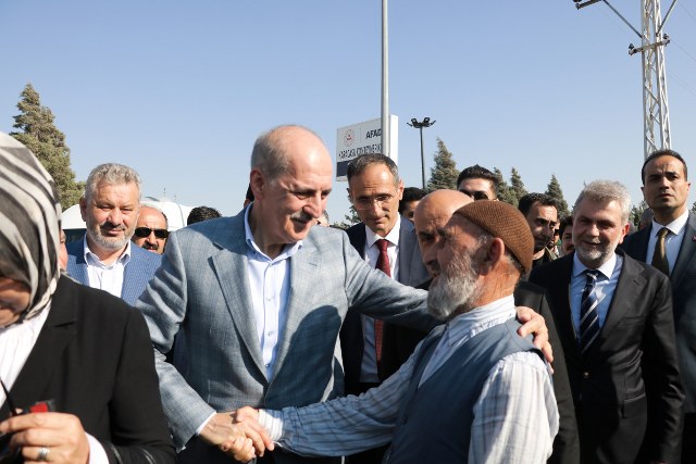 Türkiye Büyük Millet Meclisi (TBMM) Başkanı Numan Kurtulmuş, Kahramanmaraş Konteyner Kent’teki depremzedeleri ziyaret etti.