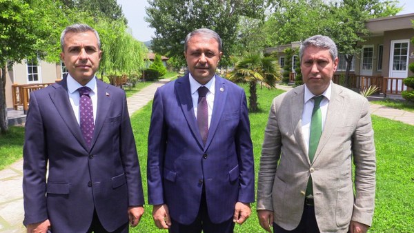 Balıkesir İl Eğitim Değerlendirme Toplantısı'nda akademik başarıyı yükseltmek amacıyla yürütülen Başarıyı İzleme ve Geliştirme Projesi (BİGEP) çalışmaları ele alındı.