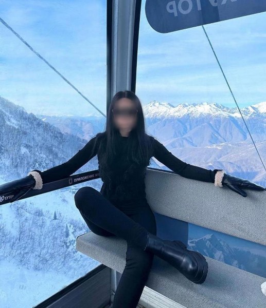 Bursa polisi tarafından fuhuş çetesinin yaptıkları pes dedirtti. Çetenin fuhuşa sürükledikleri genç kızların fotoğraflarını çekerek katalog hazırladıkları ve bu katalog üzerinden pazarladıkları tespit edildi.