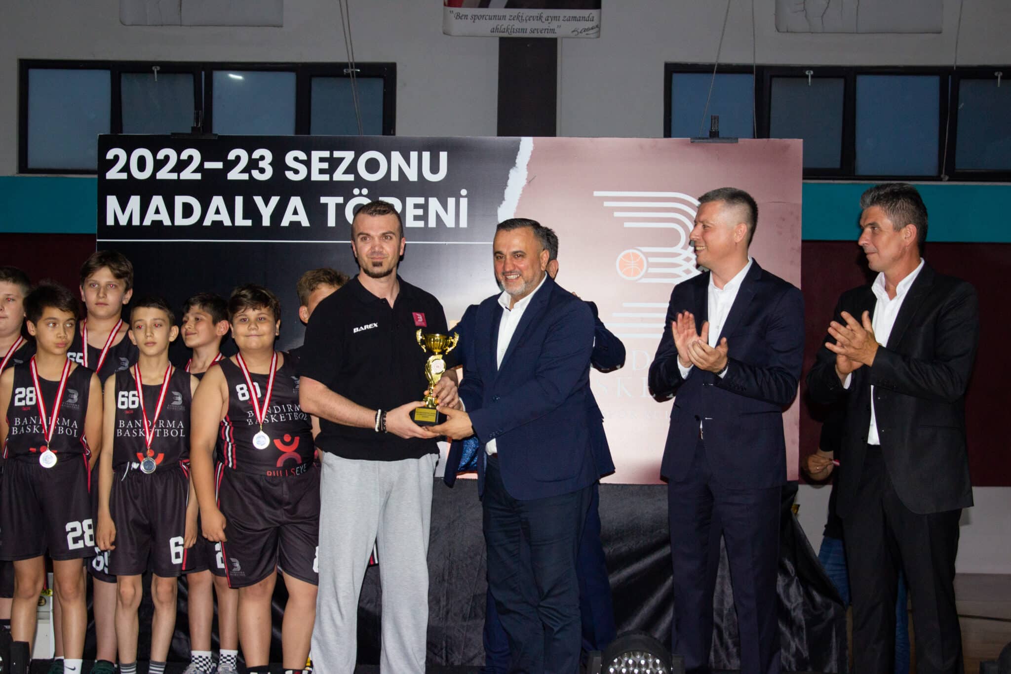 BANDIRMA BASKETBOL SPOR KULÜBÜ U-10 TAKIMI, BALIKESİR GENÇLİK VE SPOR MÜDÜRLÜĞÜ TARAFINCA DÜZENLENEN BALIKESİR BASKETBOL TURNAVISINDA NAMAĞLUP ŞAMPİYON OLDU!
