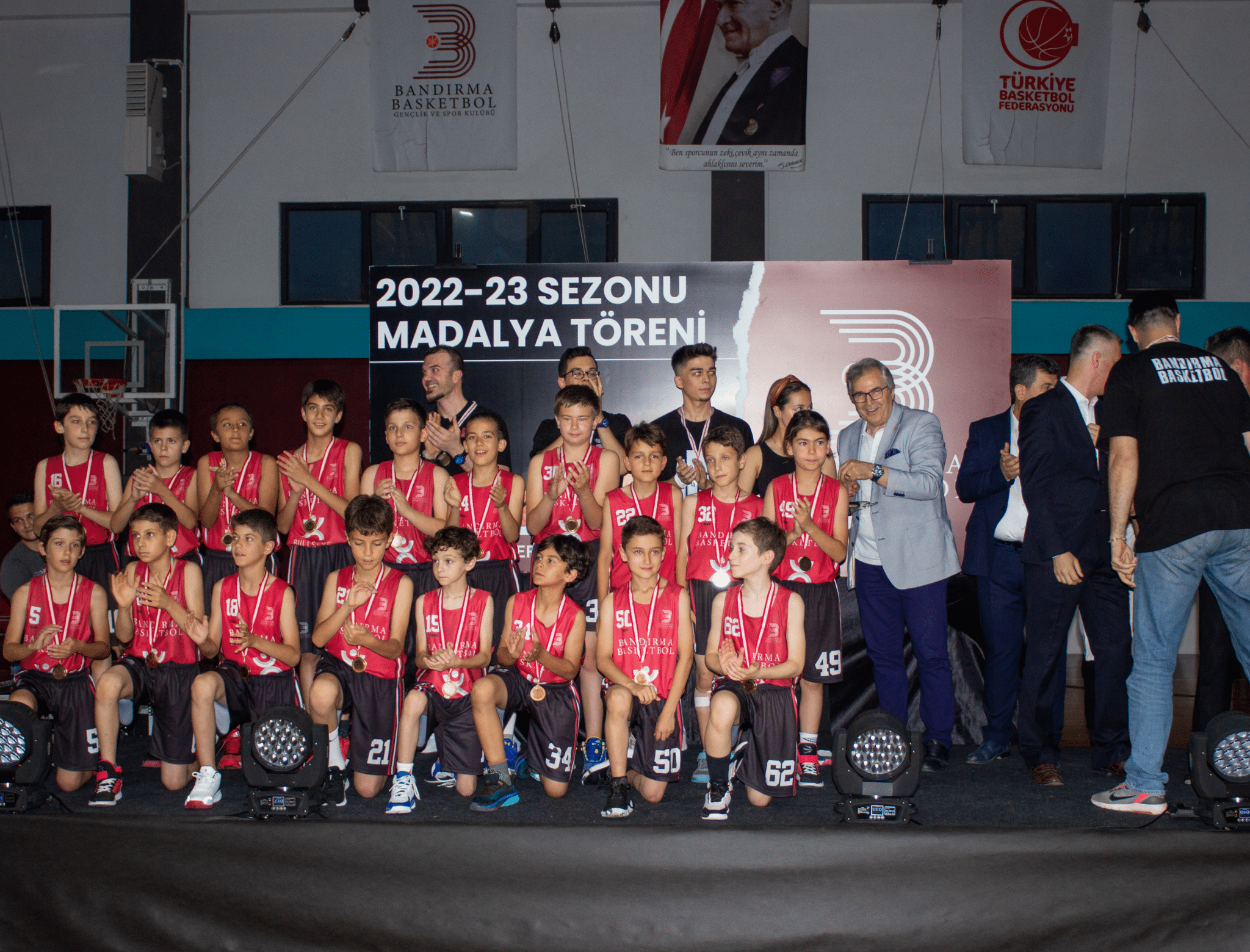 BANDIRMA BASKETBOL SPOR KULÜBÜ U-10 TAKIMI, BALIKESİR GENÇLİK VE SPOR MÜDÜRLÜĞÜ TARAFINCA DÜZENLENEN BALIKESİR BASKETBOL TURNAVISINDA NAMAĞLUP ŞAMPİYON OLDU!