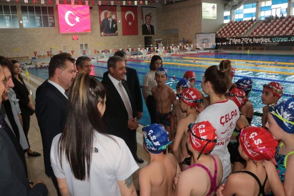 Slogan, 'Bu yaz hareket ediyoruz