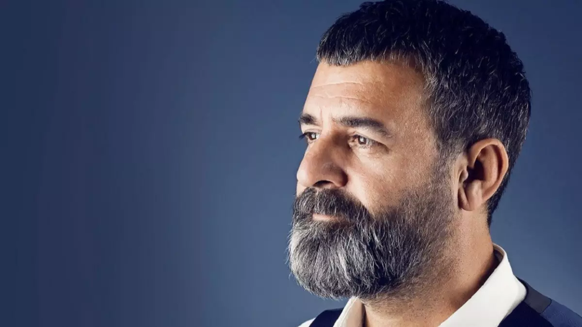 Bursa Büyükşehir Belediyesi, 61. Bursa Festivali çerçevesinde sahne alacak olan Hüseyin Turan'ın konser programını iptal ettiğini açıklamasının ardından Hüseyin Turan, "Benim için madalyadır" açıklamasında bulundu. 