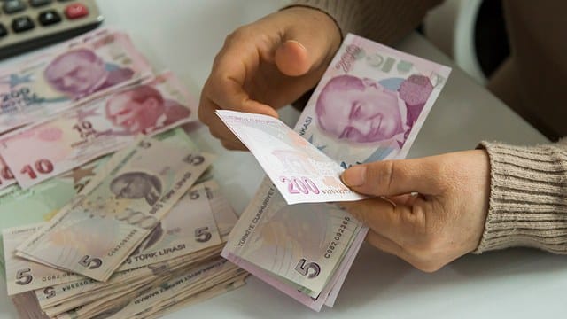 Aile ve Sosyal Hizmetler Bakanı Mahinur Özdemir Göktaş, yeni yaşlı ve engelli aylığının artırıldığını belirterek güncel aylıkların ne kadar olduğunu söyledi.