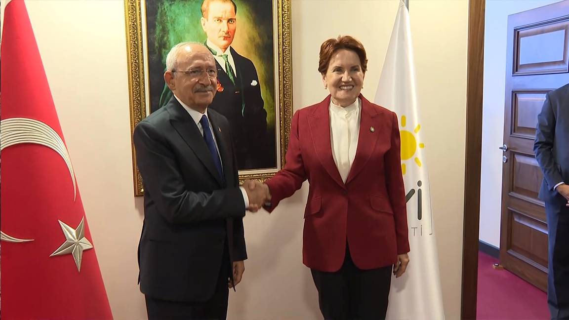 Cumhuriyet Halk Partisi Genel Başkanı Kemal Kılıçdaroğlu ve İYİ Parti Genel Başkanı Meral Akşener, İYİ Parti Genel Merkezi’nde bir araya geldi.