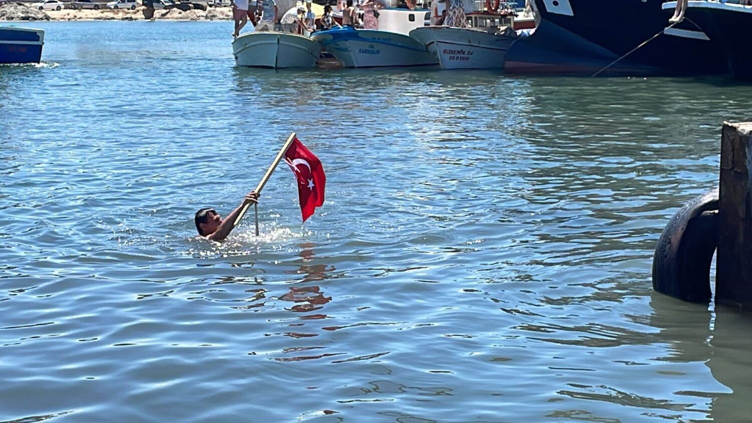 30 BİN TL ÖDÜLLÜ BAYRAK KAPMA YARIŞMASI