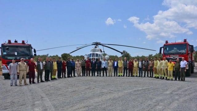 Balıkesir Valiliği, orman yangınlarına karşı önlem almak için 30 Eylül tarihine kadar ormanlara girişlerin ve tarla ve bahçelerde ot temizliği için ateş yakılmasının yasaklandığını duyurdu.