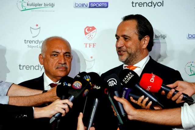 Türkiye Futbol Federasyonu (TFF) Başkanı Mehmet Büyükekşi, Fenerbahçe’nin 1959 senesi öncesi şampiyonluklarla alakalı talebiyle ilgili, “Fenerbahçe’nin talebiyle ilgili komisyon kurulacak, çalışmalarını yapacağız” ifadelerini kullandı.